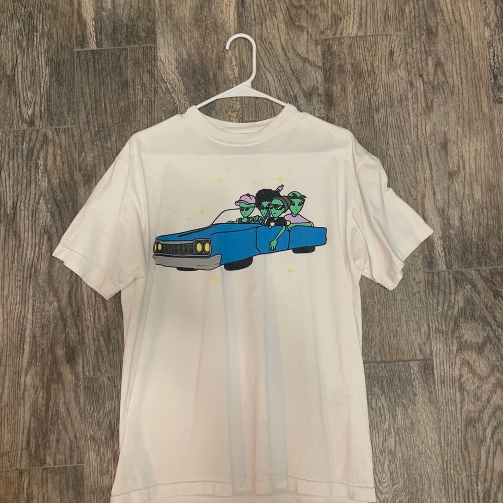 White alien shirt